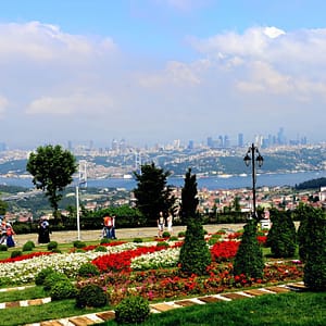 Istanbul: Europe & Asia Continents,Topkapi Palace & Harem with Live Guide – Recently Added Experiences Cdxb.com Special Offers, Deals & Discounts in Canada
